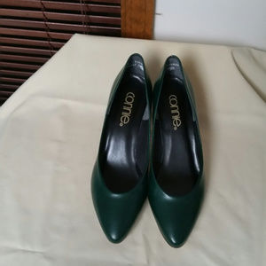Connie Forest Green pumps. Size 7m